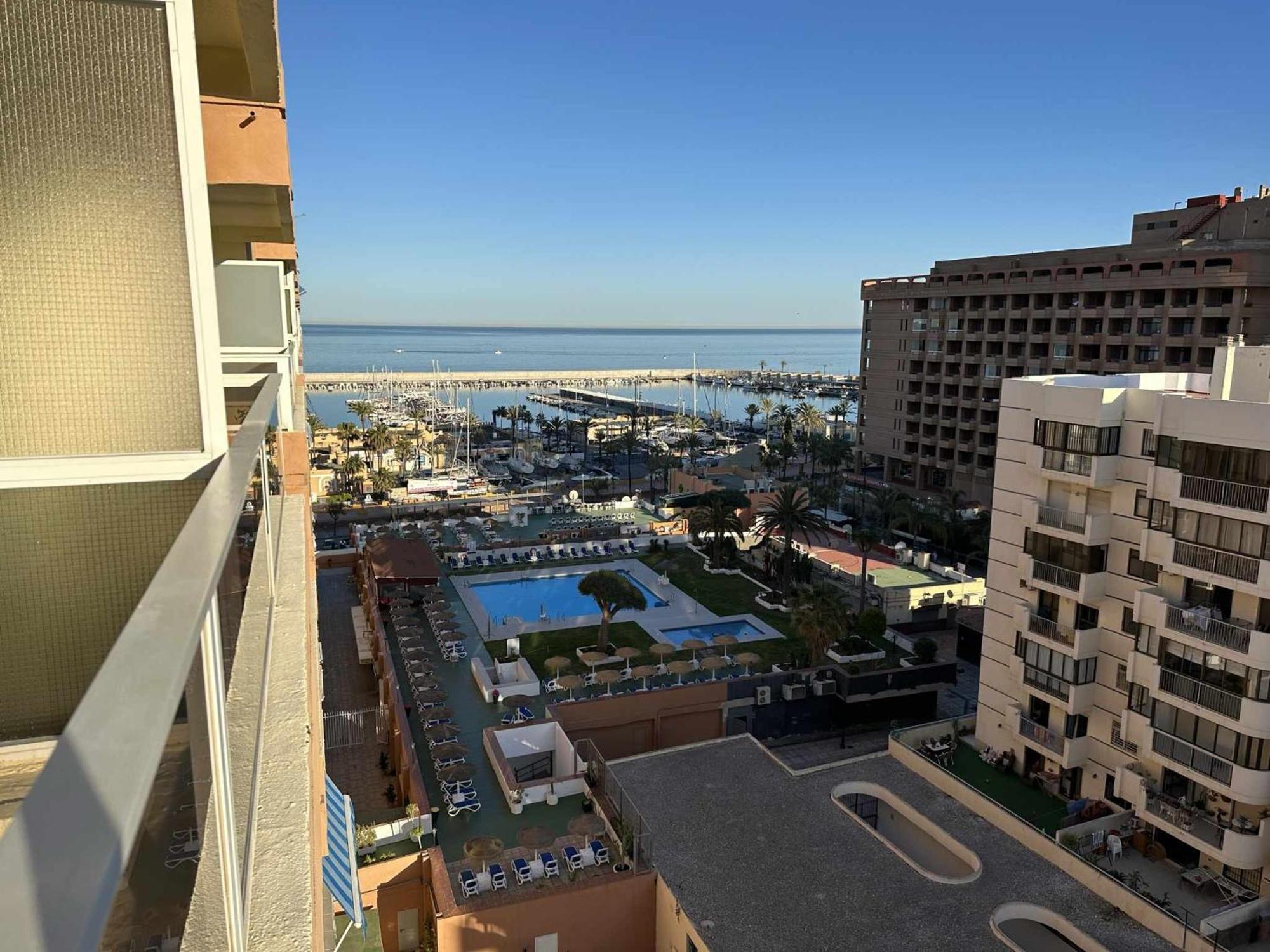 Estudio Pyr Privado Frente Al Puerto De Fuengirola Exterior foto